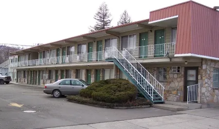 Royal Motor Inn