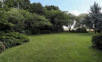 Moon Field Lodge