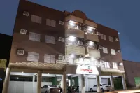 波爾圖卡里飯店 RP Skate Park - Parque Maurílio Biagi附近的飯店