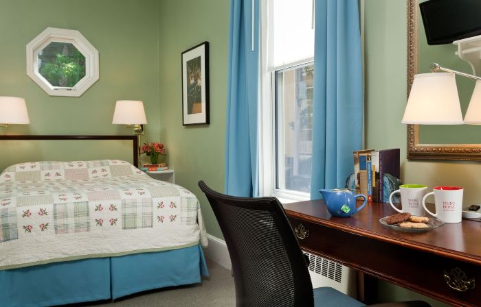 Irving House at Harvard