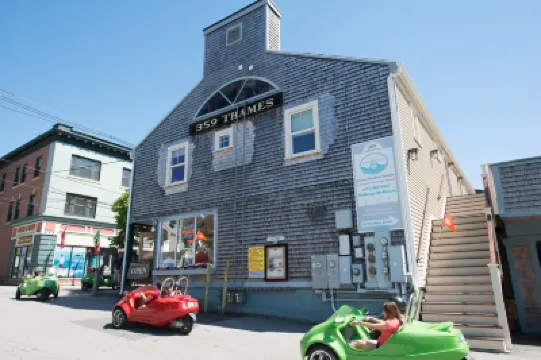 The Newport Lofts - 359 Thames Street Hotels in 