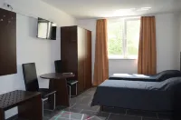 Zwei Raben Pension Hotels in Bodenheim