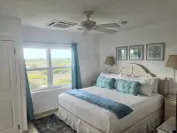 Beautiful Ocean View 3 Bedroom Condo on the Beach Hotels in Wheeland Settlement