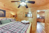 Game Room & Hot Tub: Cabin 9 Mi to Blue Ridge! - 3-Star