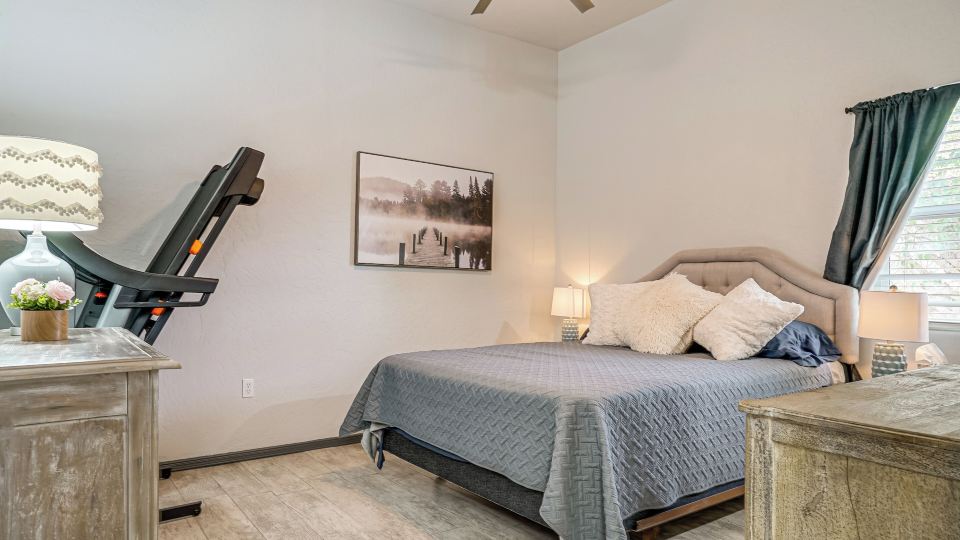 Near Casino & Shops: Cozy Apt in West El Paso!