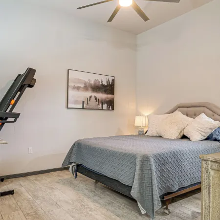 Near Casino & Shops: Cozy Apt in West El Paso!