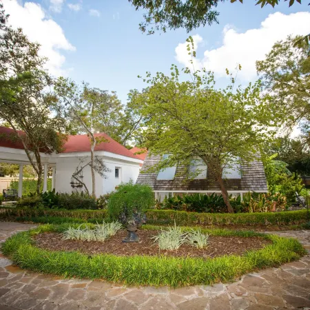 Belle Oaks Inn