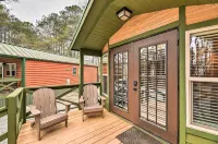 Beautiful New Bern Studio Cabin w/ Fire Pit! - 3-Star