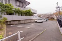 Plaza Hotel Fujinoi - parking