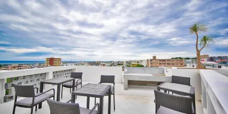 Yomitan Condhotel ND