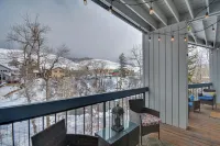 Private Ski Retreat in Avon: Eagle River Views!