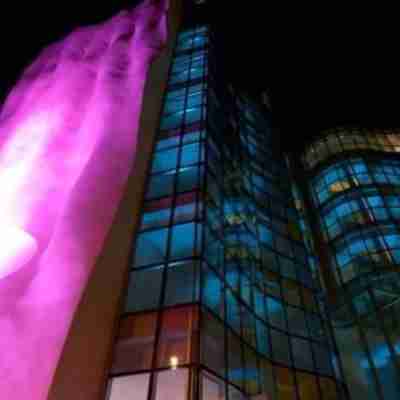 I-Suite Hotel Hotel Exterior
