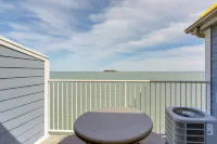 Waterfront Middle Bass Condo w/ Lake Erie Views! - que admiten mascotas