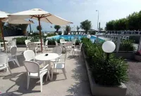 Hotel Roma - breakfast