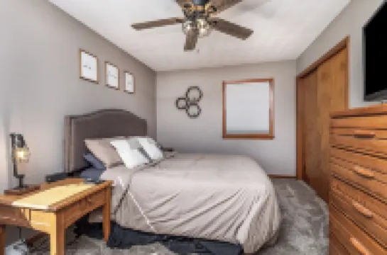 Charming 3 Bedroom 2.5 Bathroom House centrally located in Dubuque IA.