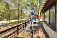 Hike, Swim, Ski and More Home in Arrowhead Lakes! - parking