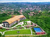 Cabir Deluxe Hotel Sapanca Hotels in Yavuzselim Mahallesi