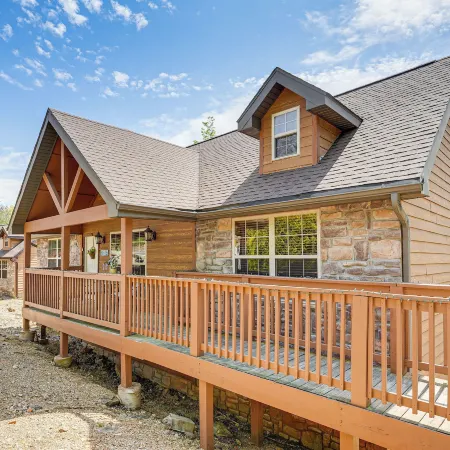 5 Mi to Silver Dollar City! Family Cabin Near Golf