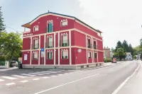 Apart Hotel Asteria - Parking