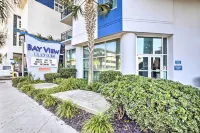 Beachfront Condo in Myrtle Beach w/ Pool Access