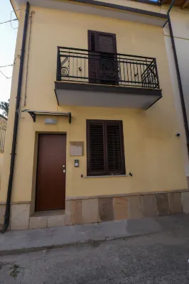 Scilla SeaFront Rooms