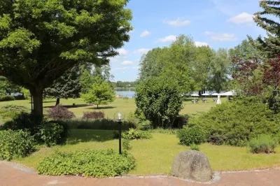 Seepark Hotel am Wandlitzsee Hotels in der Nähe von Fachwerkkirche Prenden mit Heimatmuseum