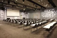 Quality Hotel Expo - Parkplatz