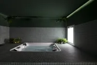 2060 the Newton Hostel