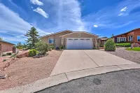 Arizona Room, Gas Grill: Charming Payson Home! - parking