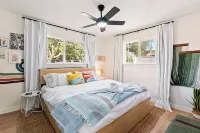 Vibrant 3.5-acre Paso Escape with Pool, Hot Tub & Views! Hotels in Templeton