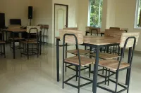 Baan Sara Boutique Resort 암파와 호텔