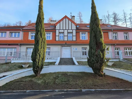 Dworek Szumilas Hotel di Glucholazy