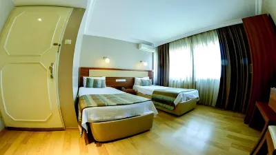 옥스 에브 호텔 Izmir Museum of History and Art 주변 호텔