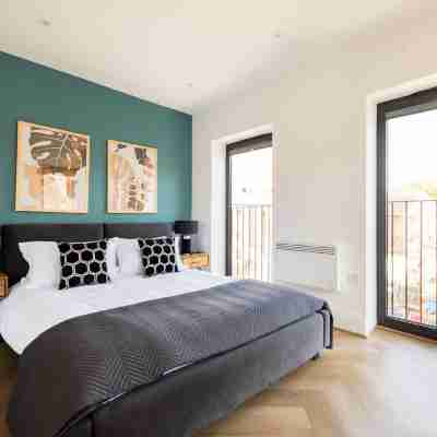 Charles Hope Staines Riverside Rooms