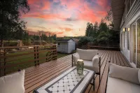 @ Marbella Lane - Hidden Gem on Scenic Shady Lake