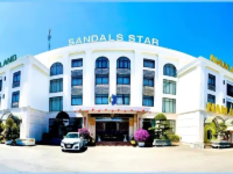 桑達斯之星酒店 德重縣酒店