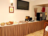 Hotel Sao Mamede Hotel dekat Pantai Poca