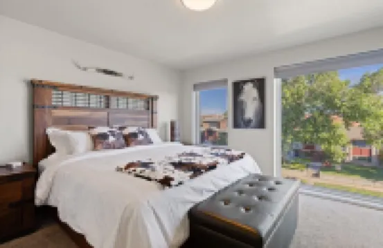 Charming Downtown Townhome in Cheyenne with WiFi & Central AC!