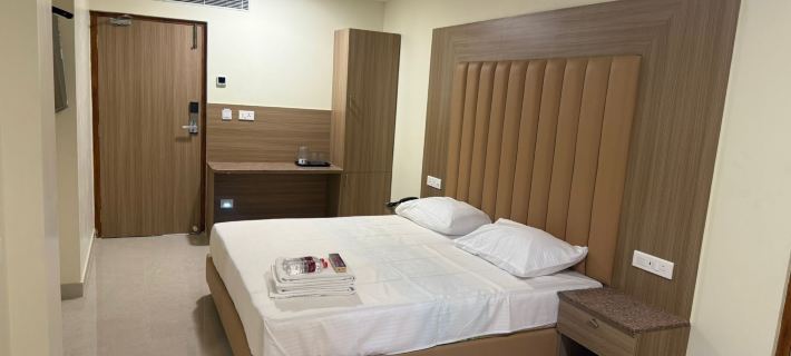 GURU CHITRA Hotele w: Thoothukudi