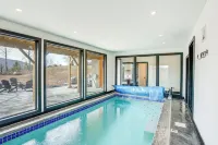 Custom Windham Mtn Villa w/ Pool, Theater & Views! - Family