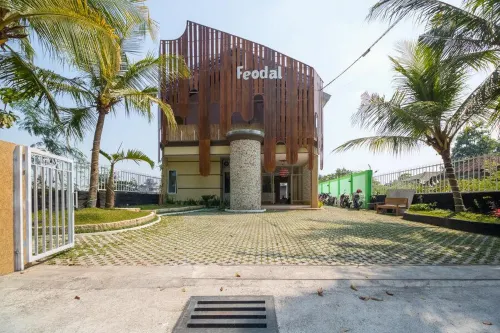 RedDoorz Near Umy Yogyakarta 3 فنادق في غامبينج