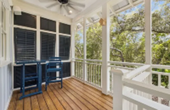 Short Walk to Beach Club, Close to Seaside 3Br Home & Carriage House Home