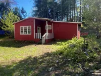 Cozy cabin with WiFi in charming Au Train, Completely remodeled as of June 2025