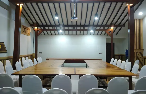 ZIRI的奧辛別墅度假村