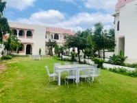 Sajjan Bagh Resort