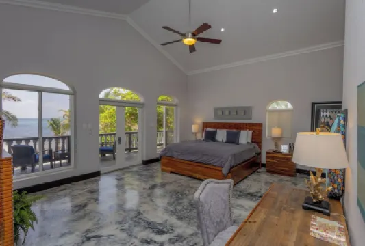 An unBELIZEable home...Barefoot beachfront luxury! Hotels in 