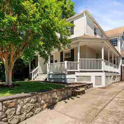 NEW!! Cozy Arlington Home Near DC Hotel Exterior