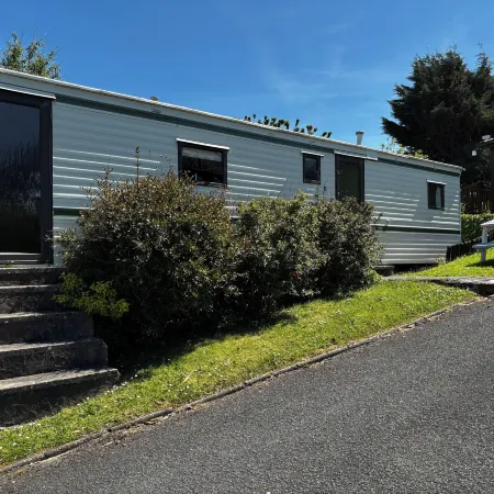NorthField Holiday Park (31874695)