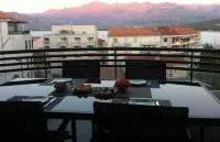 Appartement vue mer - 2 bedrooms /2 bathrooms - Parking - Magnificent sea and mountain views Hotels in Calvi