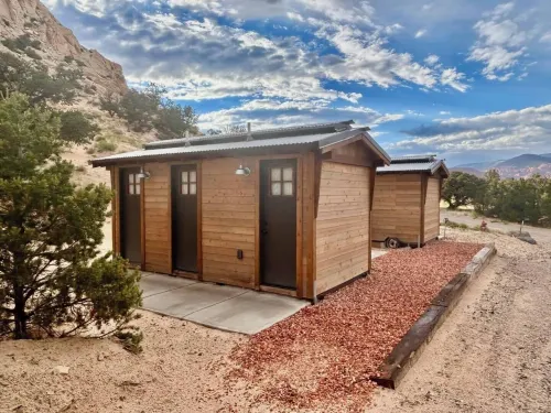 Desert Skies Resort Các khách sạn ở Loa